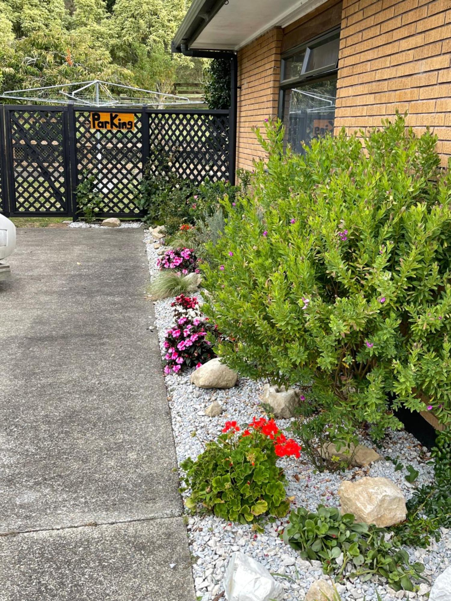 Mels Retreat Apartment Te Kuiti Exterior photo